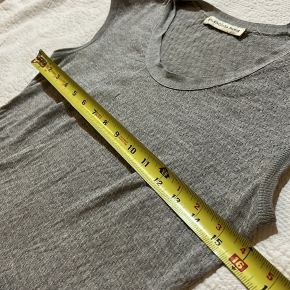Balenciaga Sleeveless Textured Top. Size 38 - Picture 12 of 14
